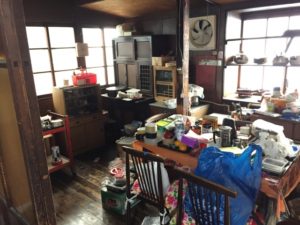 ゴミ屋敷状態でも遺品整理・遺品処分作業可能な片付けオンライン