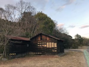 納屋や倉庫や離れのお部屋の片付けやゴミの処分
